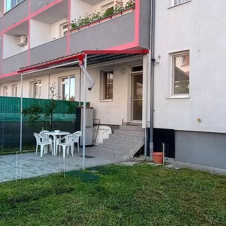 Апартаменты Apartament Daniela Флорешты Экстерьер фото