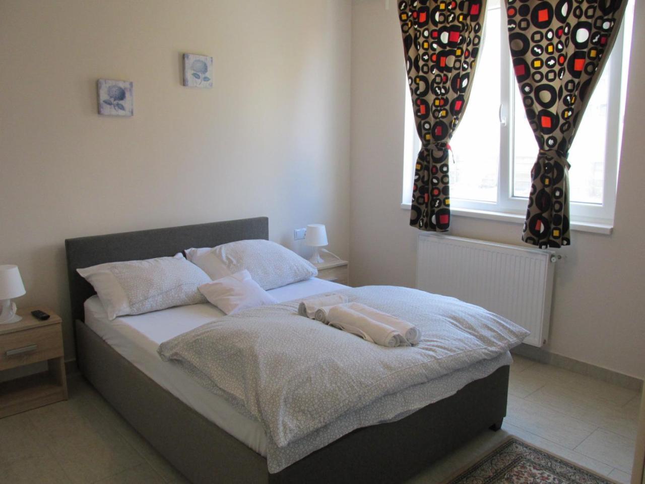 Апартаменты Apartament Daniela Флорешты Экстерьер фото